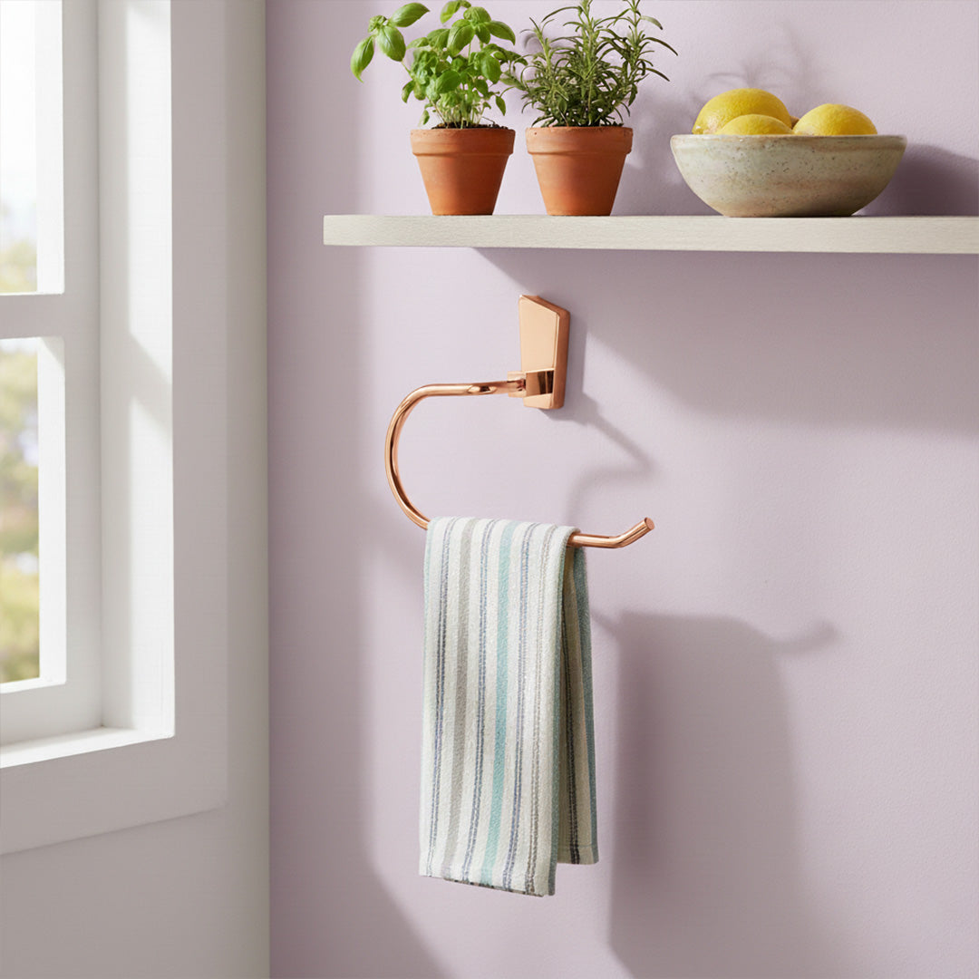 Screw-In Installation