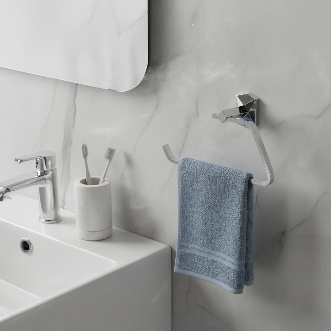 Screw-In Installation