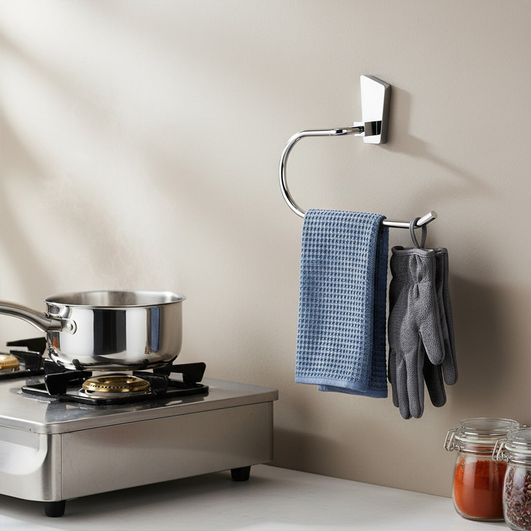 Screw-In Installation